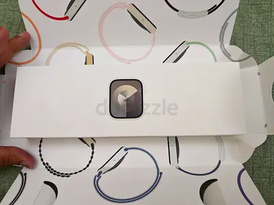 Apple Watch 9 Starlight 45mm