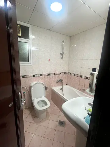Bed Space available for Bachelor in Shabiya 12 Near to model school