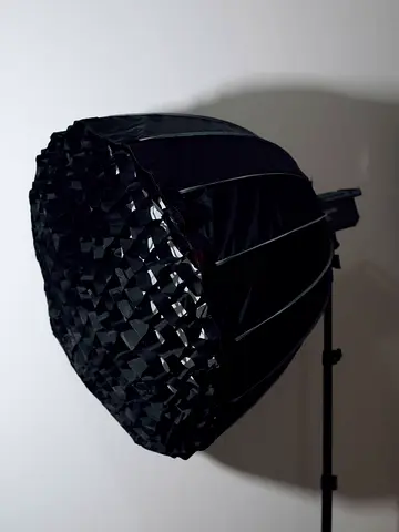 Octabox with grid and case 90cm