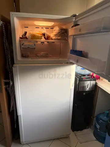 Used White Upright Freezer / Fridge (Top Freezer) - Functional