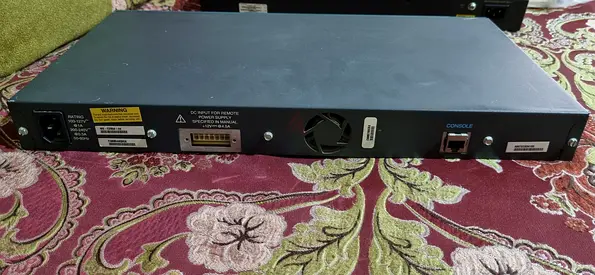 Cisco Switch WS-C2950-24 – 1-2