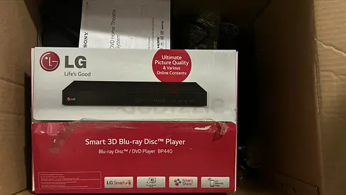 LG Smart 3D Blu-ray Disc Player BP440 - Good Condition