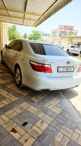Pristine 2007 Lexus LS 460 | GCC Specs | Low Mileage | Luxury Sedan