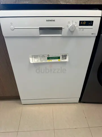 Siemens dishwasher - white, excellent condition (bought for 2000 AED, receipt available)