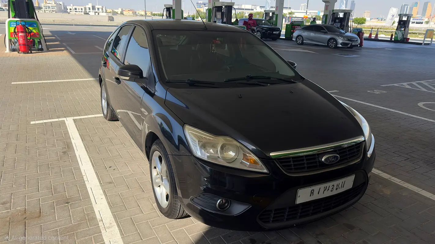 Ford Focus 2011 — photo 1 of 20
