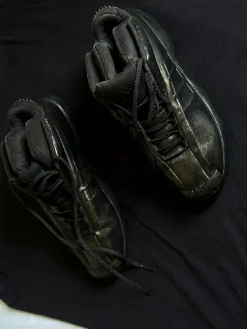 adidas Crazy 1 basketball shoes, amazing bronze faded black color.. size 45 EU .. 11 US