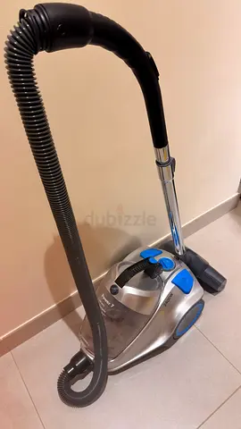 Hoover Power 7 vacuum with all accessories