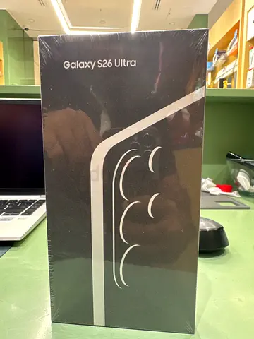 Sealed Samsung Galaxy S26 Ultra - Brand New Boxed