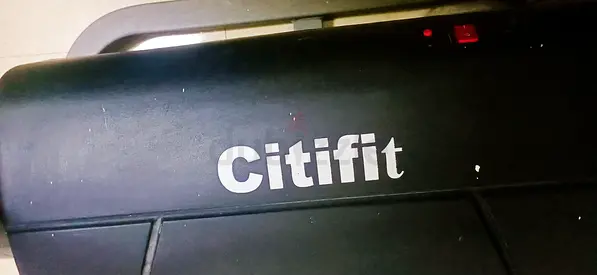 مشاية كهربائيه رياضيه Electric exercise treadmill