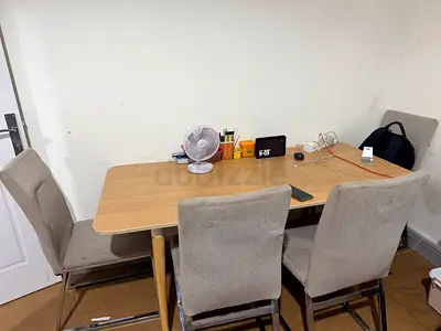 Wooden Dining Table with 6 Cushioned Chairs - Light Oak Finish
