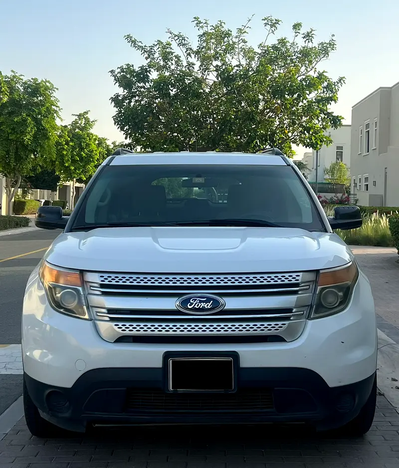 Ford Explorer 2014 — photo 1 of 8