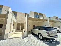 Vastu Compliant | 4BR+Maids | Community View