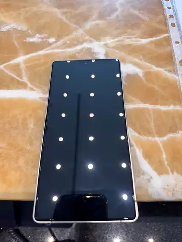 Samsung s25 ultra 4 months used no have even single scratch