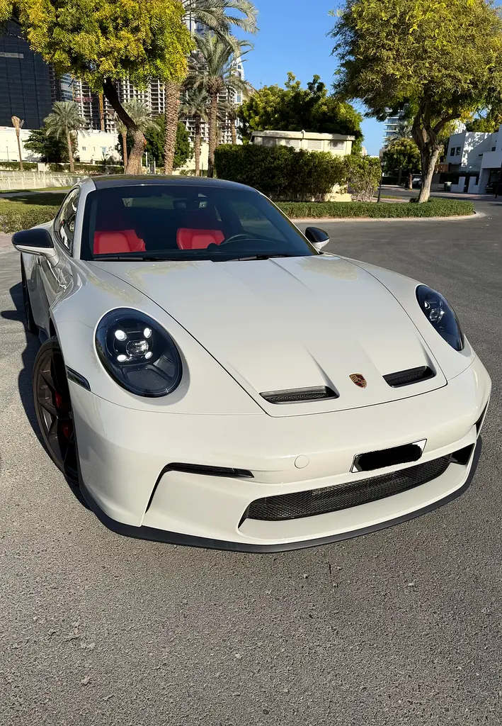 Porsche 911 2024 — photo 1 of 3