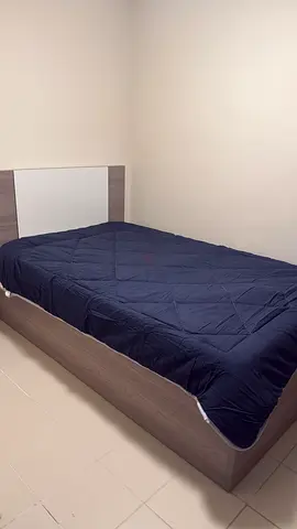 Bed room