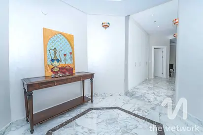 Vacant Soon | 4 Bed Duplex | Beach With Gym Access