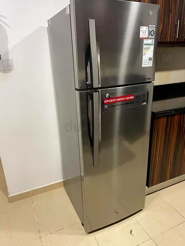 LG New Model fridge freezer excellent condition