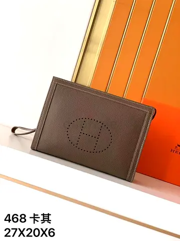 Louis vuitton boarding messenger bag