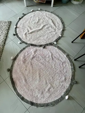 Set of 2 Round Pom-Pom Area Rugs — Light Pink/Grey, 90cm  60cm (approx.)