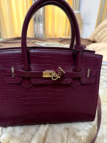 Croc-Embossed Purple Handbag with Gold Hardware