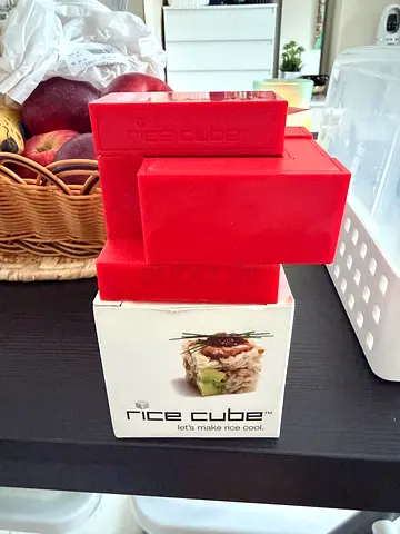 Rice Cube mold for perfect rice blocks (red) , tea Pot and Pizza Roll