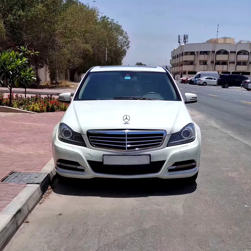 Mercedes-Benz C-Class 2012 — photo 1 of 20