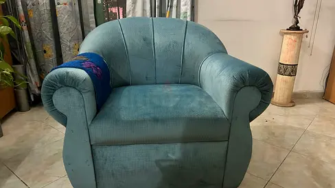 3+2 sofa set in excellent condition