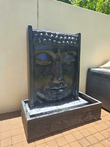 buddha statue