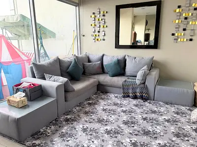 L-shaped Sofa (Low height)