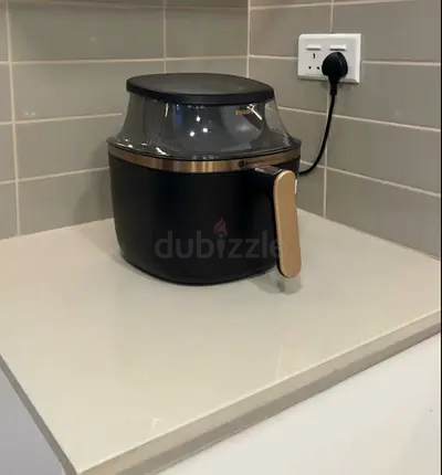 Phillips Compact Black Air Fryer — Good Condition: Philips 3000 Series Airfryer NA322/09, Black, 4.2