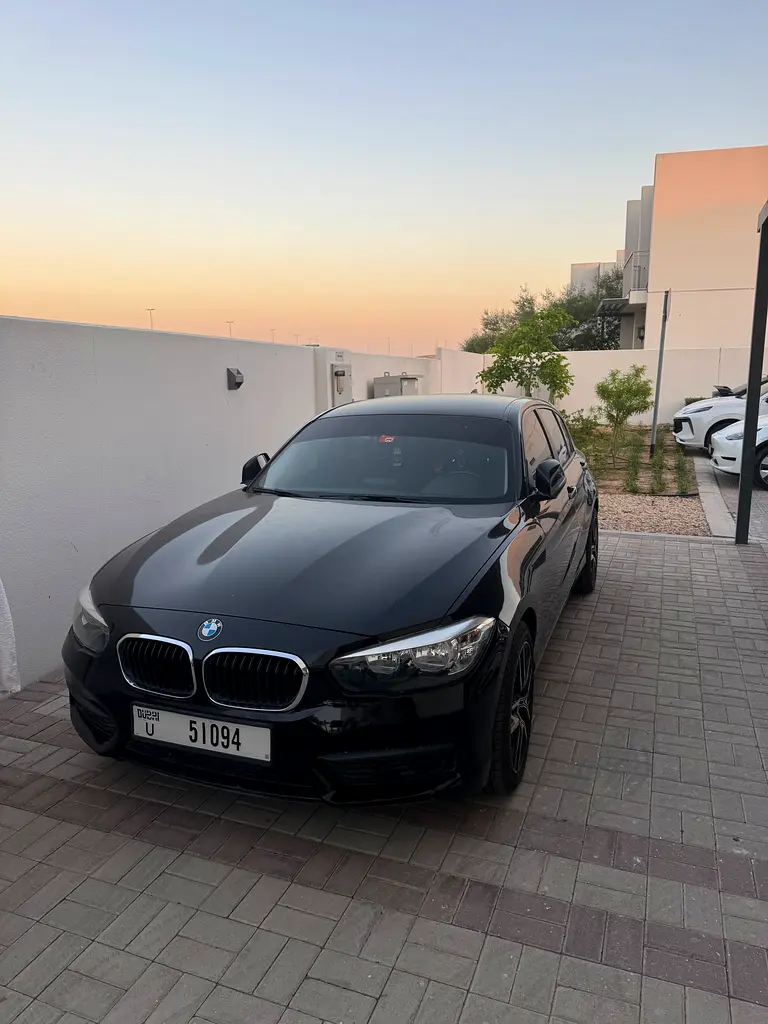 BMW 1-Series 2017 — photo 1 of 10
