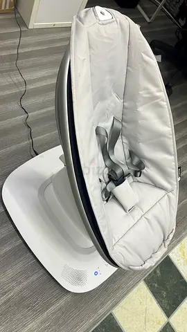 4moms newborn baby / Baby Swing - Light Grey, Used Good Condition