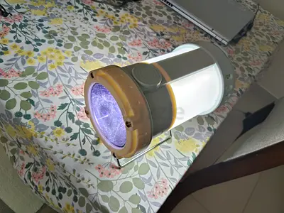 Rechargeble hand lamp with fan