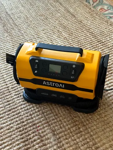 Astrov Portable Air Compressor / Tire Inflator - excellent Working Condition