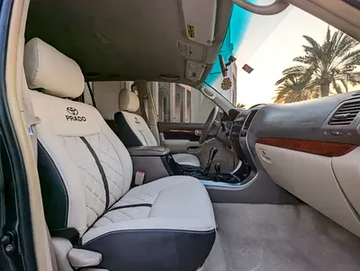 2004 Toyota PRADO photo 4