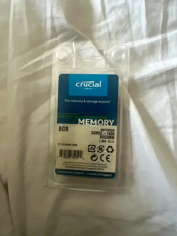 Crucial 8GB DDR3/DDR4 Laptop RAM (sealed)