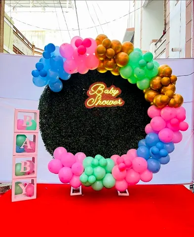 Balloons decorations services Available