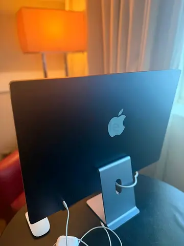 Apple iMac 24 M1 2021 - 8GB RAM - Blue - With Box
