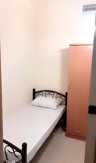 Room Available in Deira – Hor Al Anz area