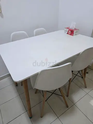 White Modern Dining Table with 4 Matching Chairs