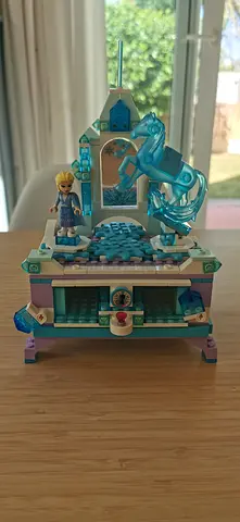 Frozen Lego jewelry box