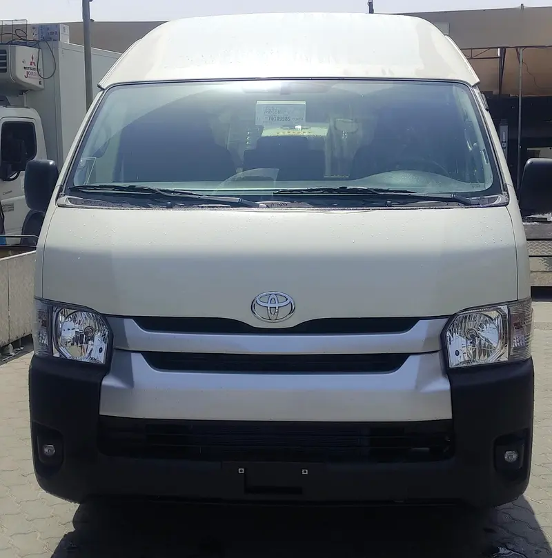 Toyota Hiace 2026 — photo 1 of 7