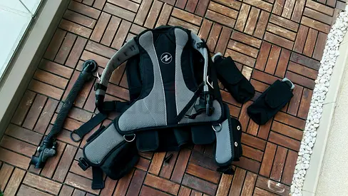 Aqualung Rogue BCD - Diving Buoyancy Compensator, Excellent + Free Inflator