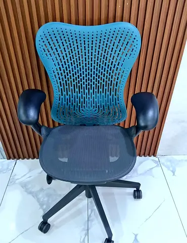 For selling Herman Miller Mirra 2 Ergonomic Office Chair available
