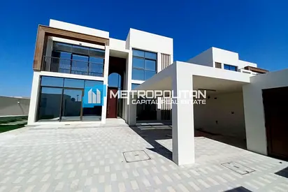 4Bed Luxury Villa| Single Row Villa|Private Garden