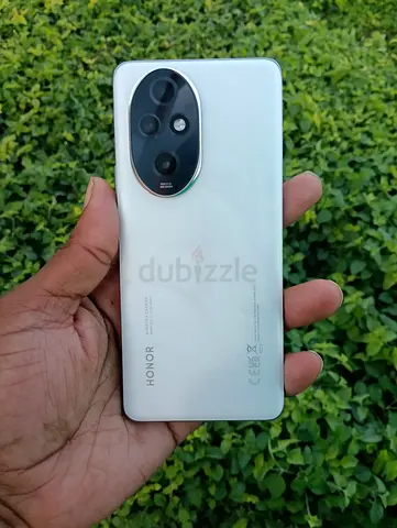 Honor 200 pro 5G Version TDRA excellent condition 512gb /12 with cover (device only)