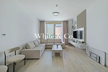 HIGH FLOOR | VACANT| SKYLINE VIEWS