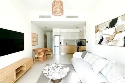 Upgraded 1 BR | Fully Furnished | Brand new