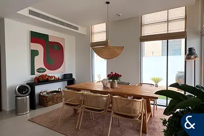 Single Row | Furnished | 12 Cheques