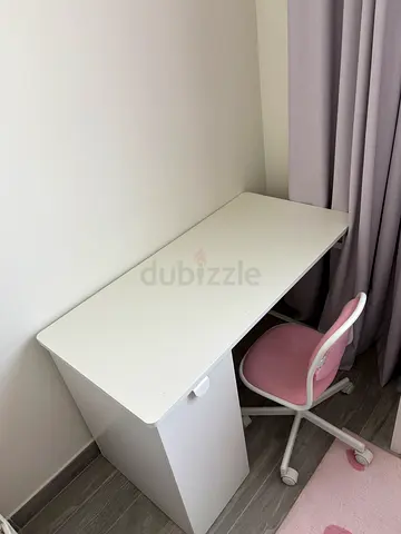 White Study Desk and Pink Ergonomic Chair Set